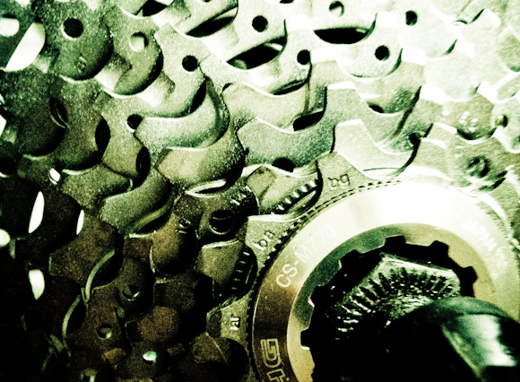 Cómo cambiar el cassette de piñones de una bici de montaña