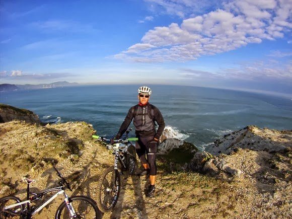 Ruta BTT por los acantilados de La Galea, Vizcaya