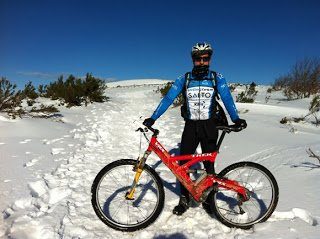 Ascenso en mountain bike al Monte Gorbea, la guinda final a la temporada 2013