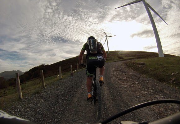aizkorri en btt Pista que recorre el cresterío de Elgea